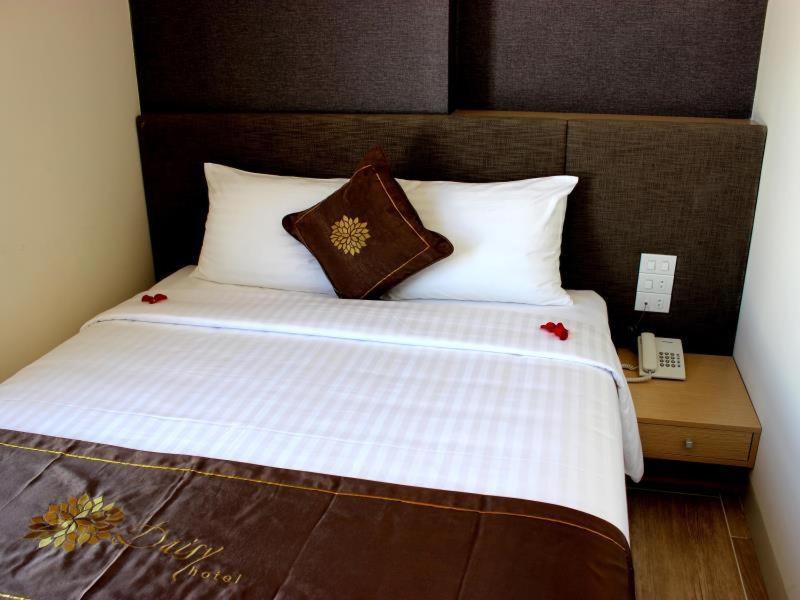 Daisy Hotel Nha Trang Exterior photo